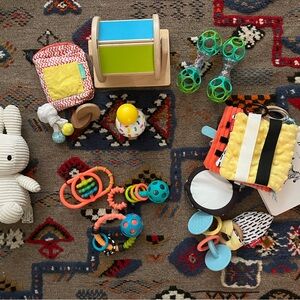 Lovevery, skiphop, hape etcColorful Kids Toy Set